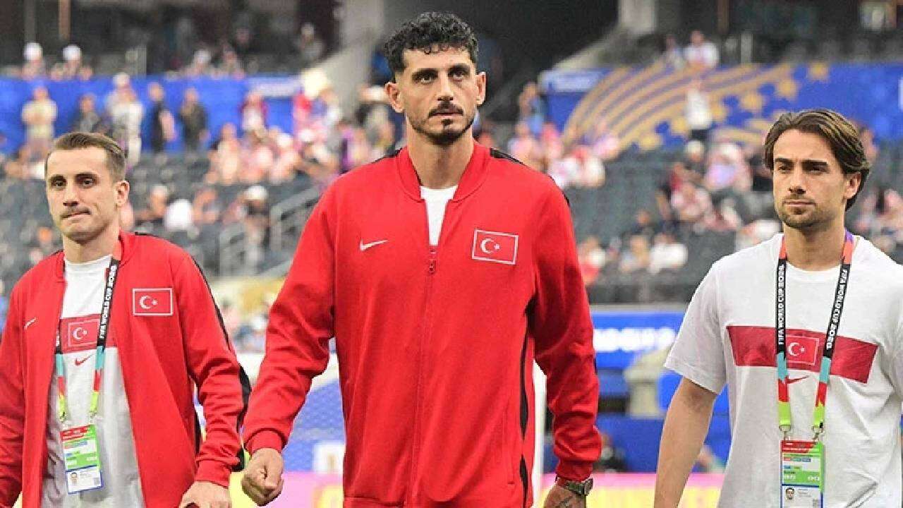 Trabzonspor'da deprem üstüne deprem: Fatih Tekke gözünün yaşına bakmadı! Milli yıldız bavulunu topladı gidiyor 3